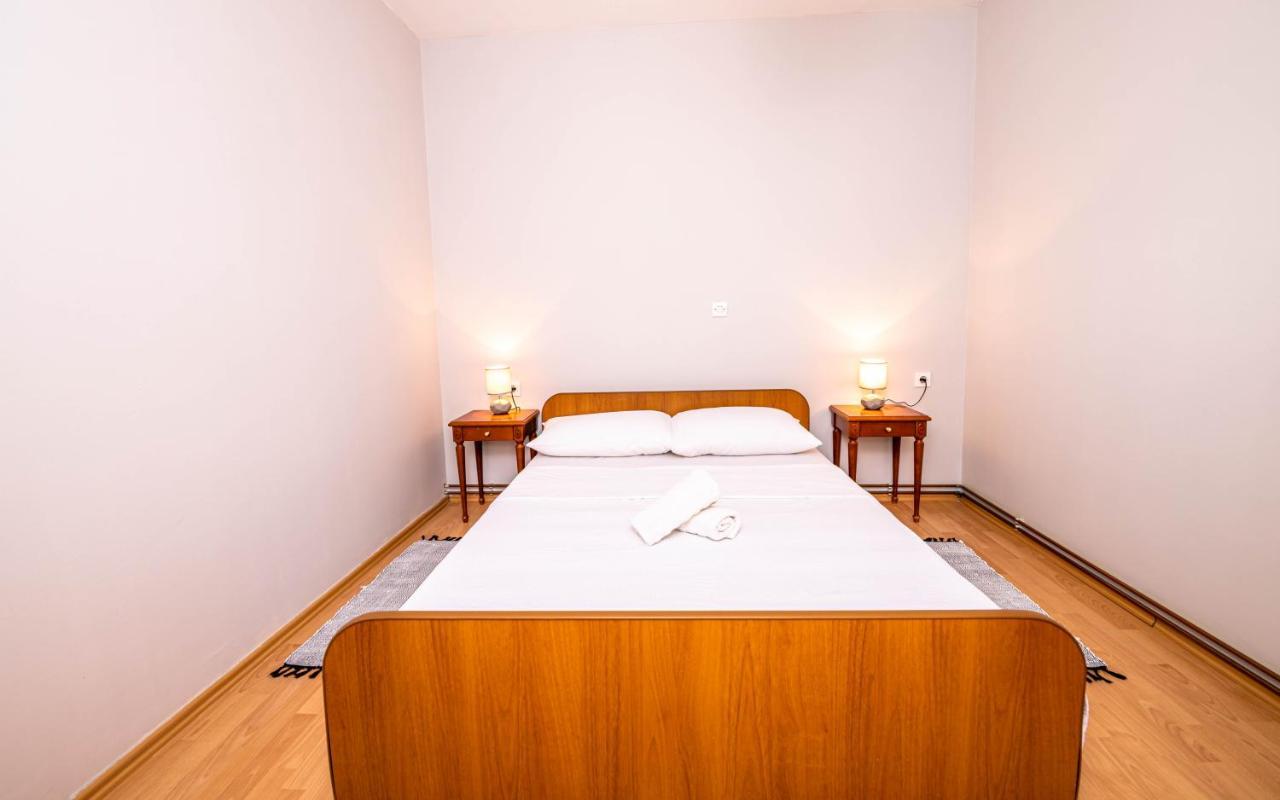רייקה Apartman Lara מראה חיצוני תמונה