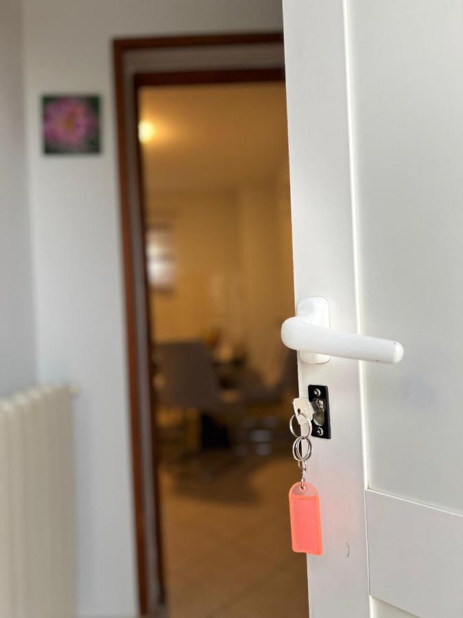 רייקה Apartman Lara מראה חיצוני תמונה
