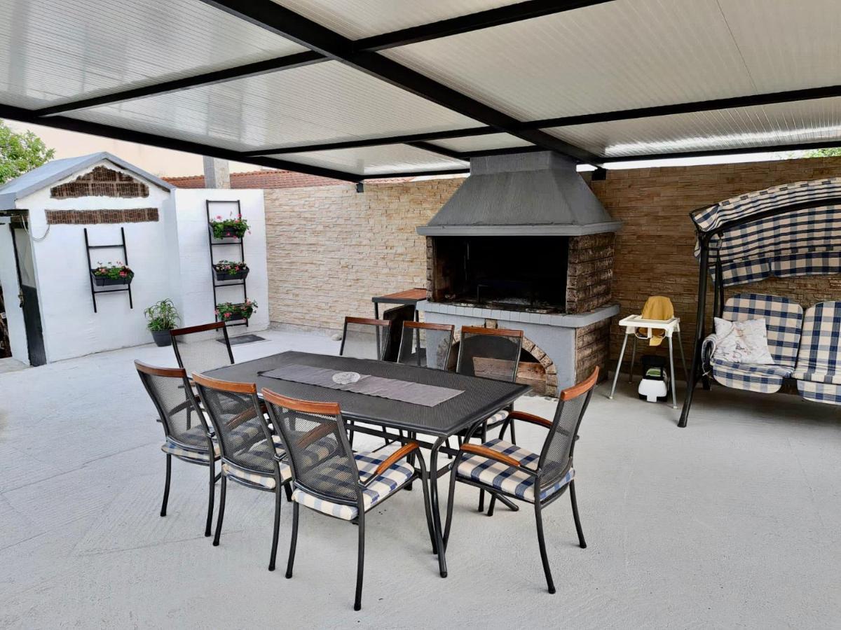 רייקה Apartman Lara מראה חיצוני תמונה